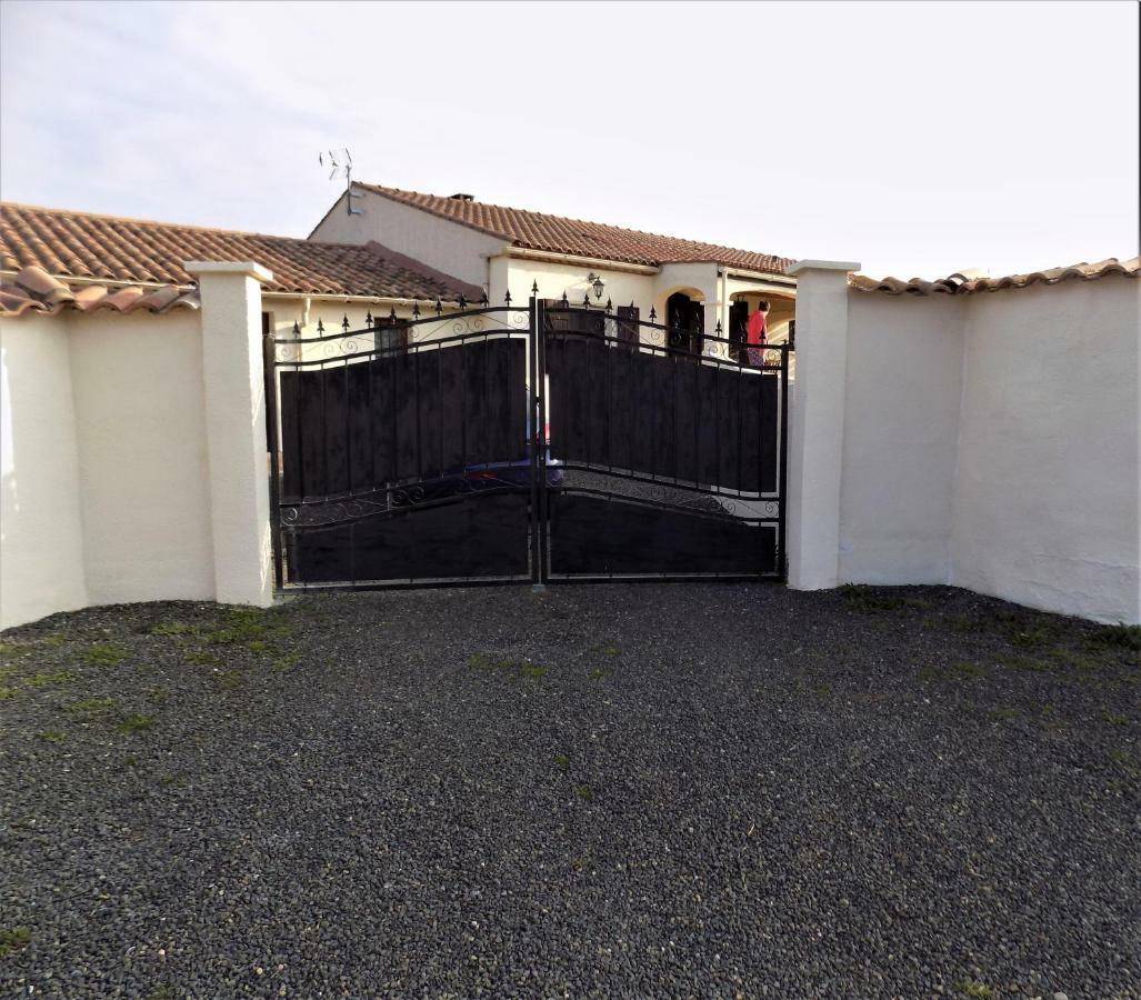 Villa Dendrane Granes Zewnętrze zdjęcie